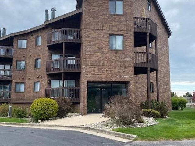 368 Harbor Drive # 401