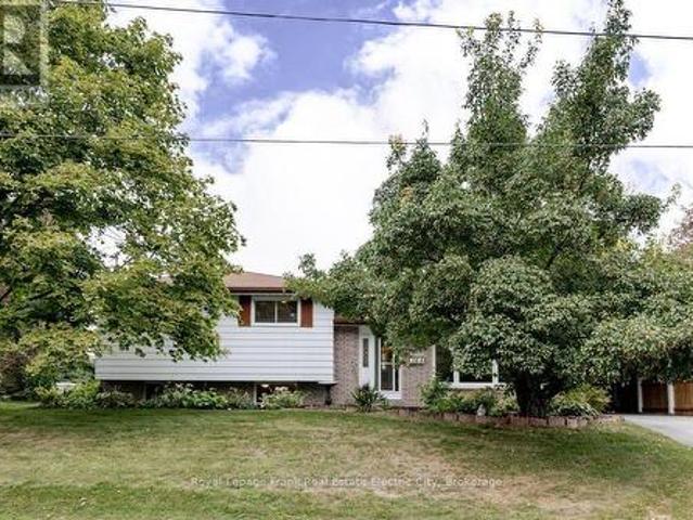 368 O'Leary Avenue, Peterborough Northcrest Ward 5, ON, K9K 1E3 house for sale | Listing ID X13809 | Royal LePage