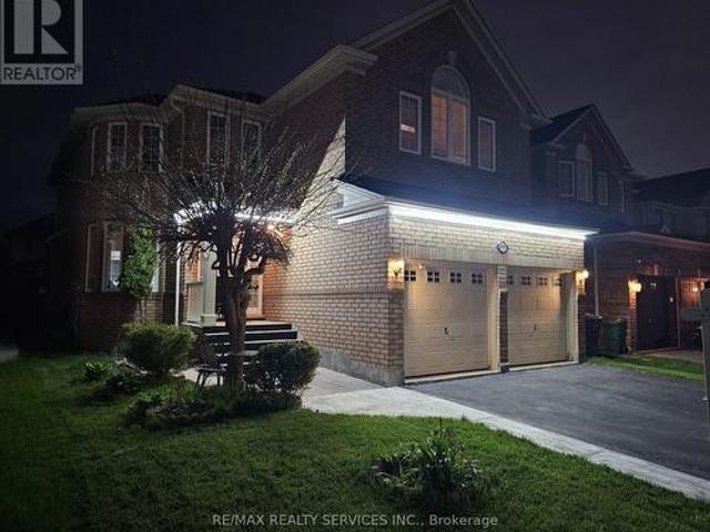 3696 Waterfall Crescent, Mississauga, ON, L5N 8G8 house for sale | Listing ID W13781 | Royal LePage