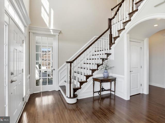 36972 Bridle Ridge Ln, Purcellville, VA 20132 | MLS #VALO2125
