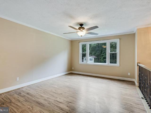 36907 W Lakeland Drive