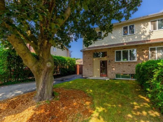 3690 Crois. Oscar, Brossard, QC, J4Y 2J8 house for sale | Listing ID 10334 | Royal LePage