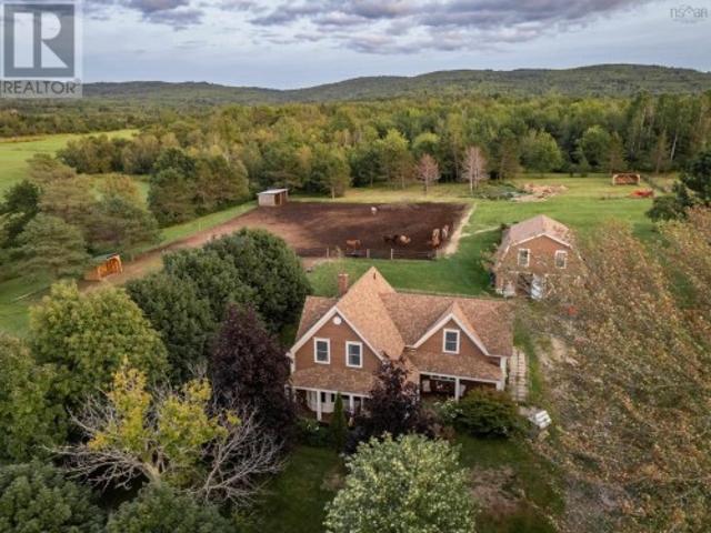 3692 Highway 201, Centrelea, NS, B0S 1C0 house for sale | Listing ID 202622 | Royal LePage