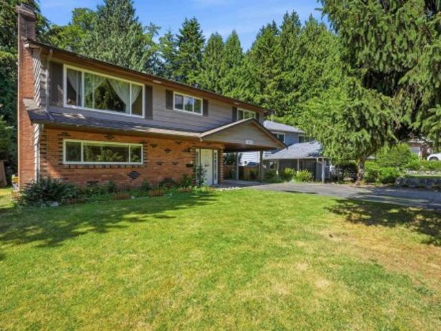 3693 Regent Avenue, North Vancouver, BC, V7N 2C3 house for sale | Listing ID R3139 | Royal LePage