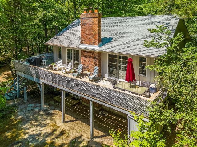 369 Balm Beach Road W