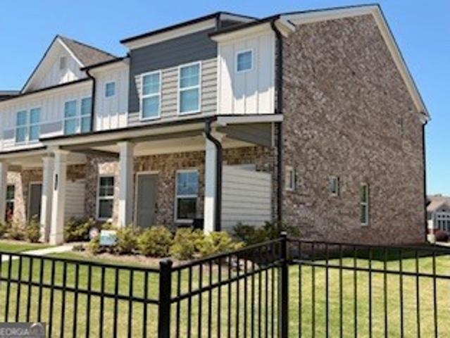 369 South Point Boulevard 15