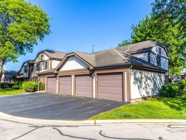 369 Southbury Ct Apt D2, Schaumburg, IL 60193