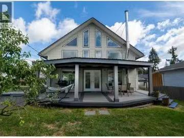 369 Stewart Street, Vanderhoof, BC, V0J 3A0 house for sale.