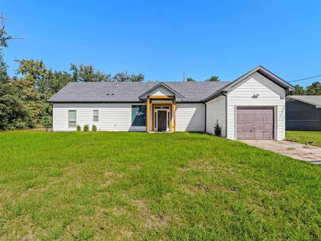 369 Pine Chase St, Van, TX 75790 | MLS #21092