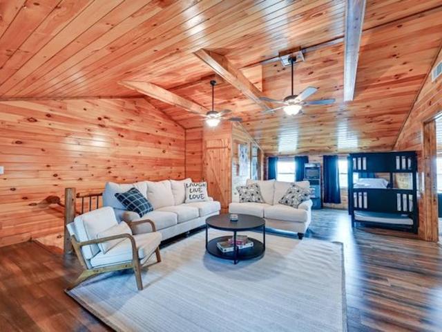 369 Reynolds Road