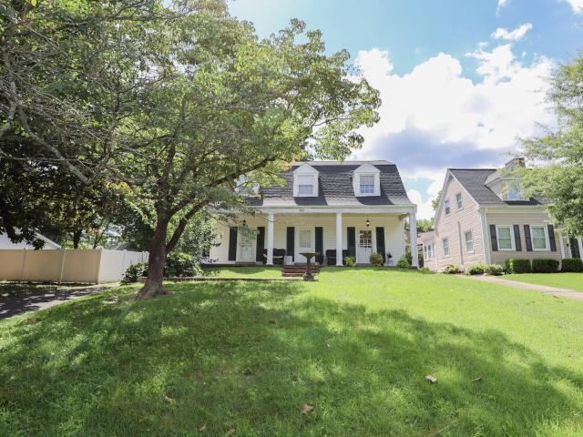 369 Wallace Lane