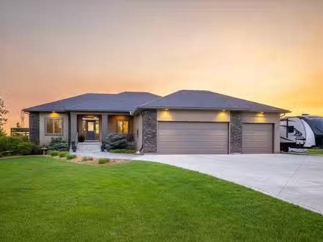 369 Wescana Street, Headingley, MB, R4J 1B6 Luxury House for.