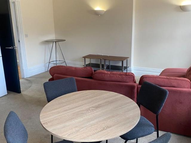 36 42 Westgate, Huddersfield, HD1