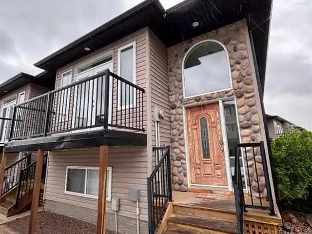 36, 762 Heritage Boulevard W