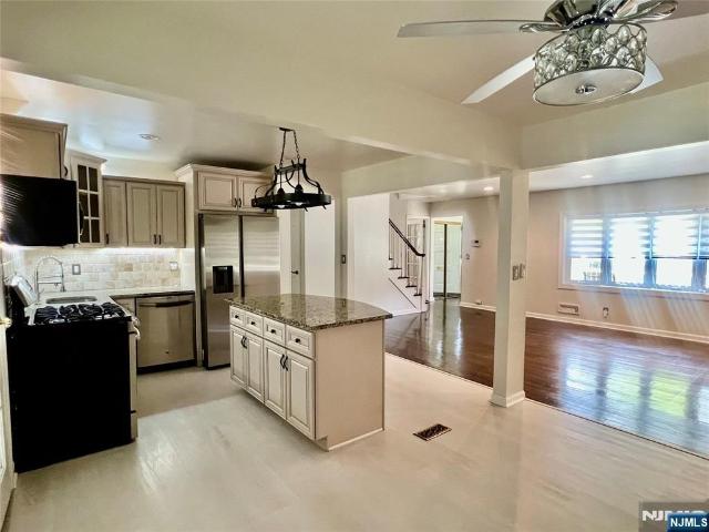 36 18 Northern Drive, Fair Lawn, US, NJ