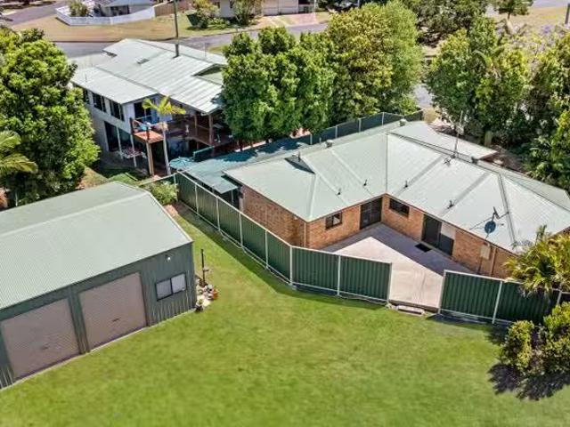 36 Tailor Street, TIN CAN BAY, QLD 4580 House for Rent