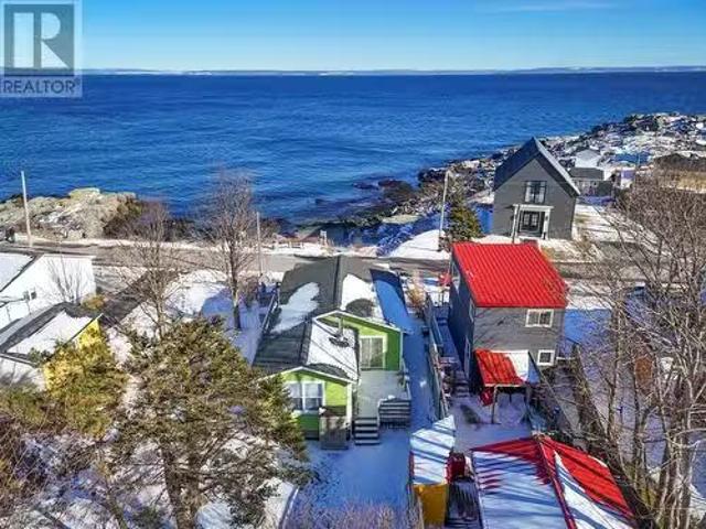 36 The Green Road, Upper Island Cove, NL, A0A 4E0 recreation.