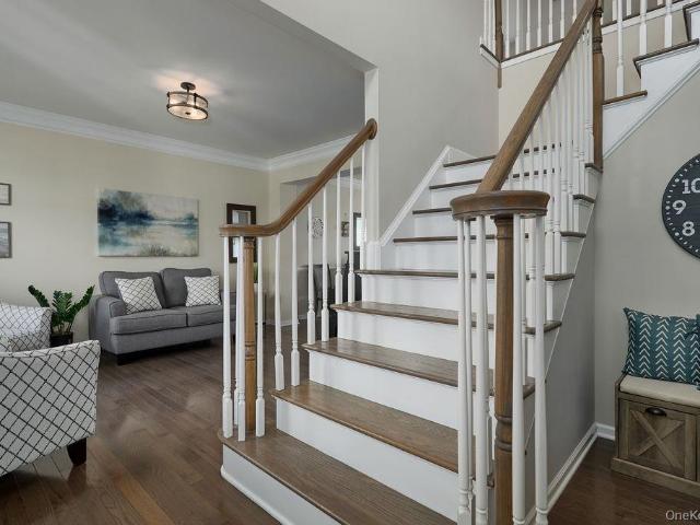 36 Tompkins Lane