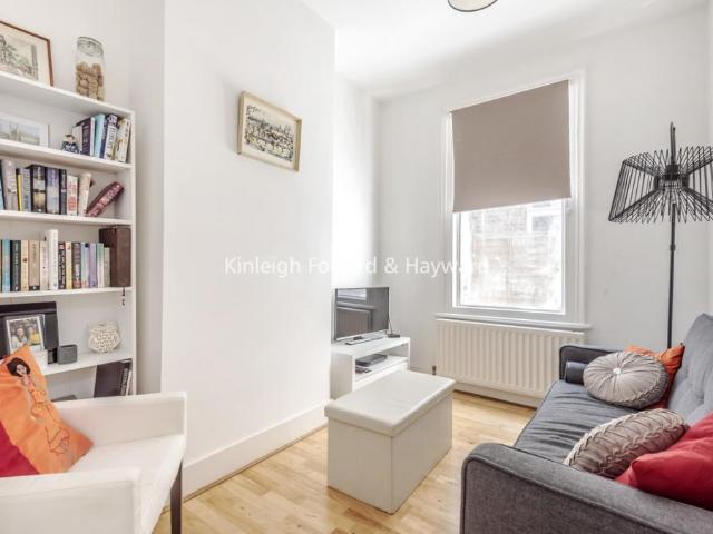 36 Trevelyan Road, London, SW17 9LN, United Kingdom | 2 bed apartment for rent #140655738 | Rentberry