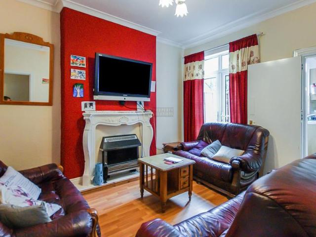 36 Umberslade Road, Stirchley, B29 7RZ, United Kingdom | 7 bed duplex for rent #16466338 | Rentberry