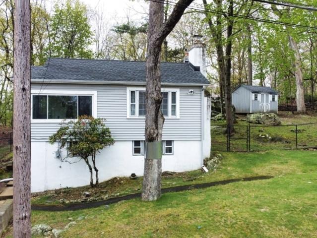 36 Wildwood Shores Dr