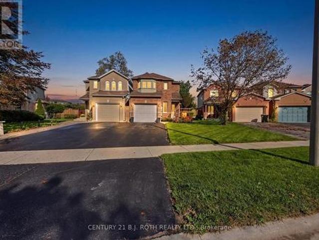 36 Aikens Crescent, Barrie, ON, L4N 8M6 house for sale | Listing ID S13810 | Royal LePage