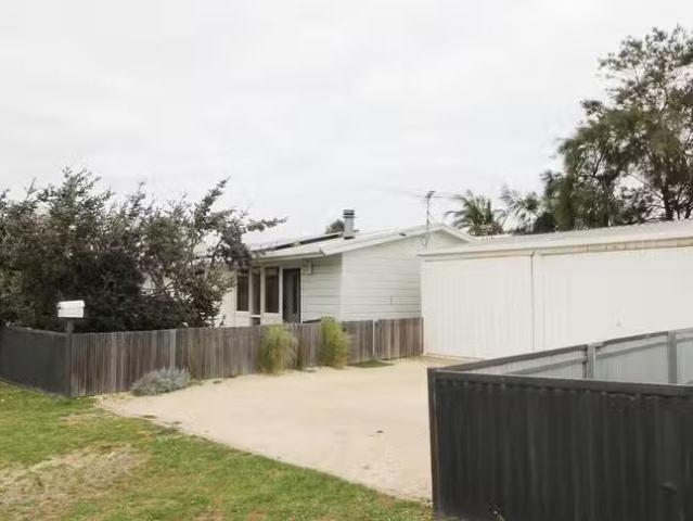 36 Aldam Avenue, Goolwa Beach, SA 5214