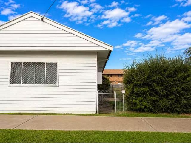 36 Alice Street, Moree House for rent Listed by Marygold Oliv.