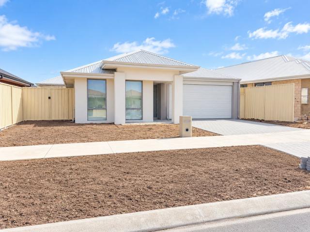 36 Bailey BoulevardDawesville WA 6211, Australia