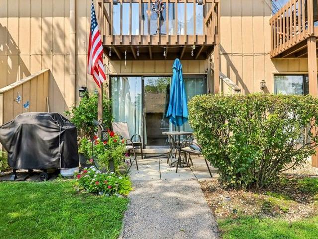 36 Bermuda Colony Unit 2, Fox Lake, IL 60020
