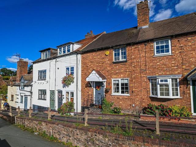 36 Bernards Hill, Bridgnorth 1 bed terraced house to rent £895 pcm £207 pw