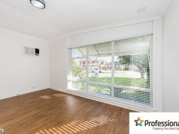 36 Bourne StreetMorley WA 6062, Australia