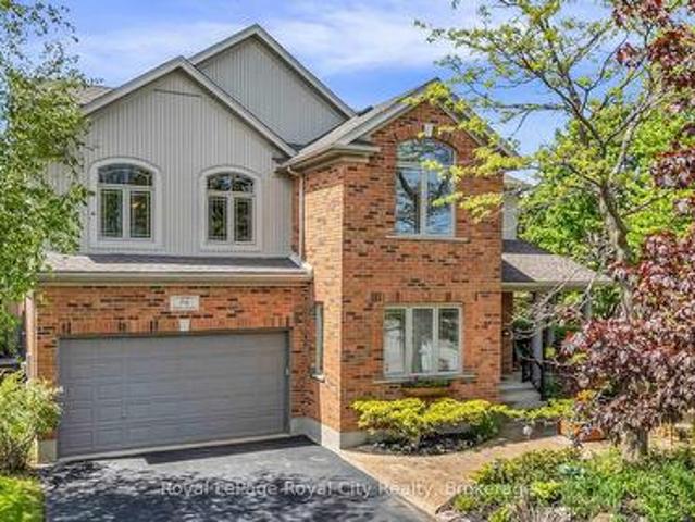 36 Blair Drive, Guelph Pineridge/Westminster Woods, ON, N1L 1N7 Luxury House for sale | Listing ID X13860 | Royal LePage Carriage Trade Luxury Properties