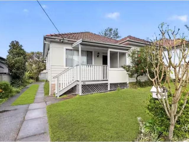 36 Burg Street, East Maitland House for rent Listed by Tayla.