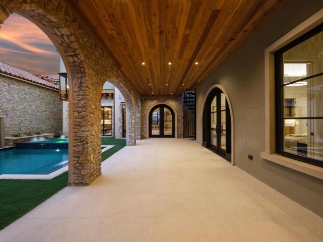 36 Cardona Drive