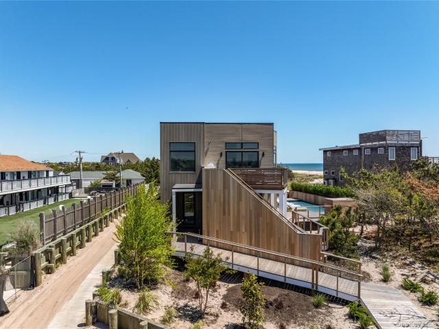36 Cayuga St, Ocean Beach, NY 11770 | MLS #902281