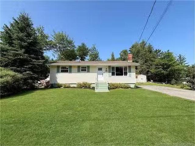 36 Chapel Rd, Rothesay, NB, E2E 3M2 house for sale Listing.