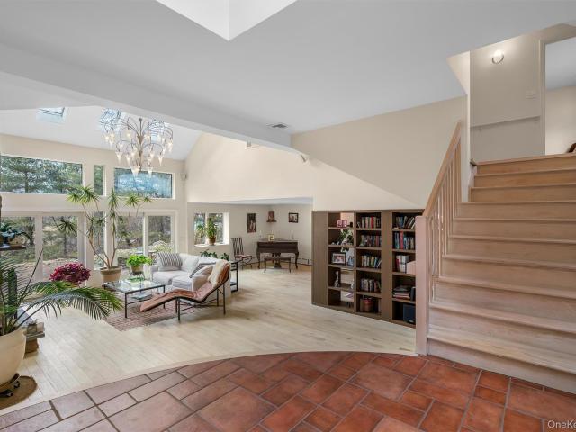 36 Chardavoyne Road