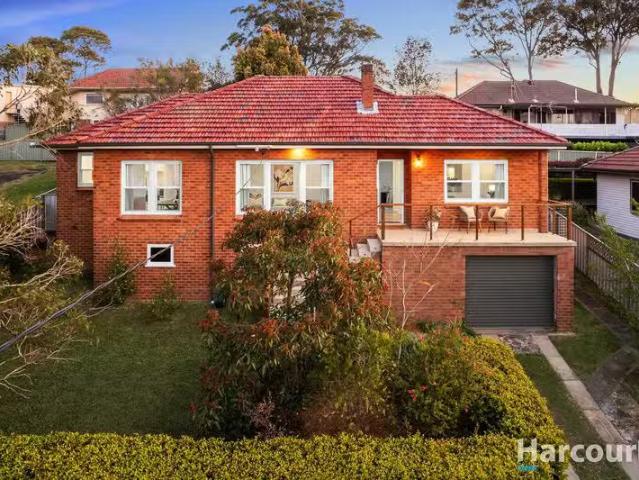 36 Currawong Road, New Lambton Heights, NSW 2305 House for R.