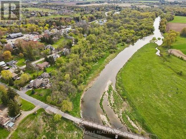 36 Elgin Street E, Woolwich, ON, N0B 1N0 Luxury House for sale | Listing ID X13151 | Royal LePage Carriage Trade Luxury Properties