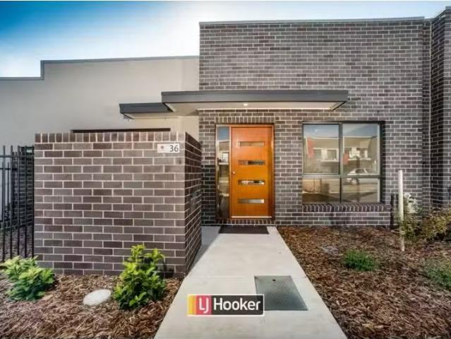 36 Finemore Street, COOMBS House for rent Listed by Sarah Mil.