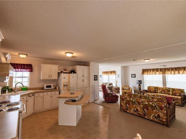 36 Freeman Ave, Punta Gorda, FL 33950 | MLS #C7510