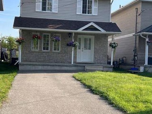 36 Grand River Avenue, Brantford, ON, N3T 4W7 house for sale | Listing ID X13582 | Royal LePage