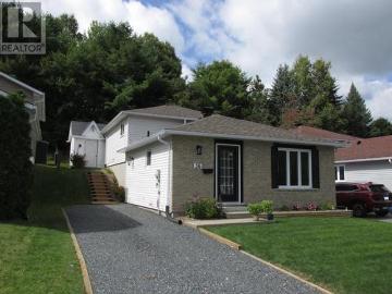 36 Hergott Ave, Elliot Lake, ON, P5A 3A8 house for sale | Listing ID SM260548 | Royal LePage