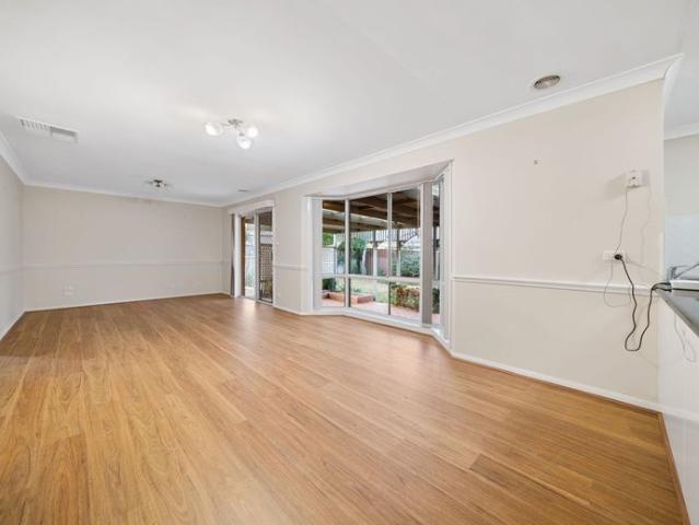36 Kimberley Drive, Tatton NSW 2650
