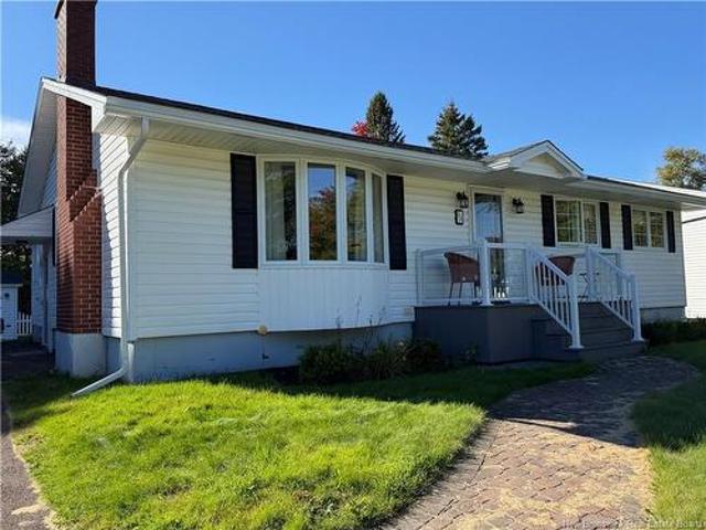36 Lindsay, Riverview, NB, E1B 3A1 house for sale | Listing ID NB148294 | Royal LePage