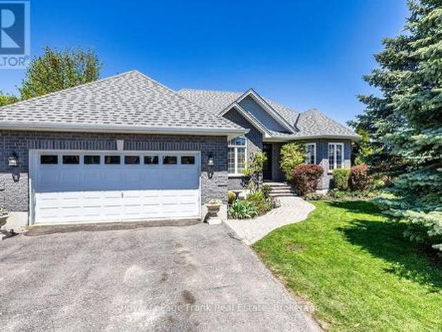 36 Lori Boulevard, Kawartha Lakes Lindsay, ON, K9V 6B6 house for sale | Listing ID X13602 | Royal LePage