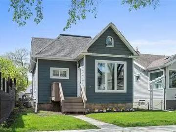 36 Luxton Ave, Winnipeg, MB, R2W 0L6 house for sale Listing.