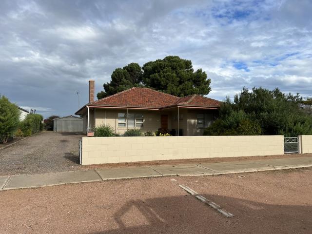 36 Mckenzie Street, CEDUNA, SA 5690