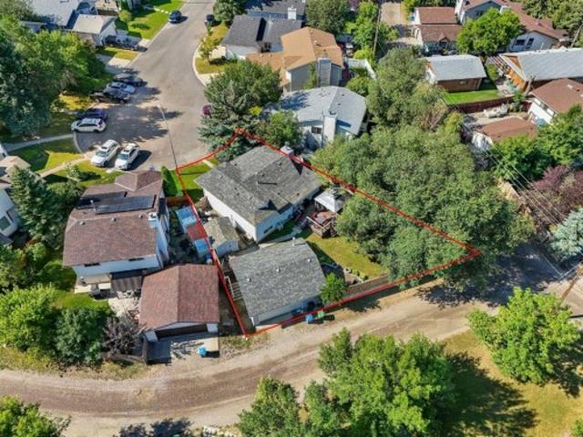 36 Mckerrell Court Se, Calgary, AB, T2Z 1M9 house for sale | Listing ID A2332 | Royal LePage